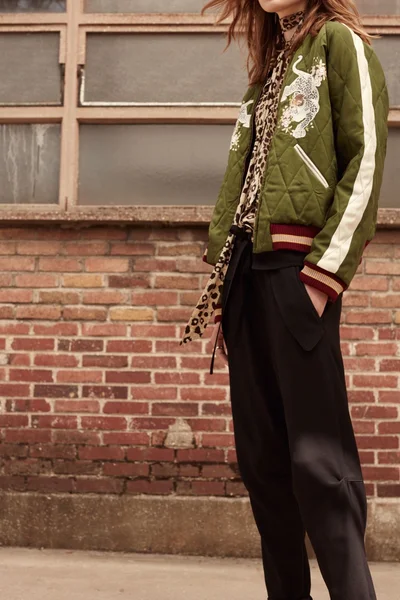 Look 10